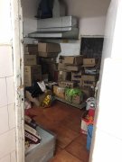南昌大学附属中学正对面十字路处奶茶店转让