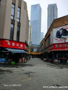 紫阳大道绿地新都会餐饮店转让，适合多行业