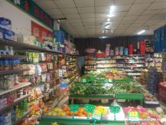 朝阳洲橡树湾小区门口超市转让日营业额六千