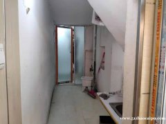 西湖区羊子街有一50平的临街店面对外转让