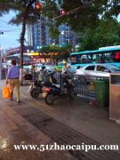 青山湖十字路口奶茶店转让，日营业2000