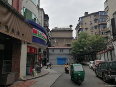 高端酒店楼下便利店急转，日营业5000元