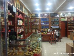 小区门口便利店对外转让，日营业5000元