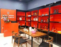 西湖区朝阳中央世纪城万达边旺铺转让，周边唯一1家店