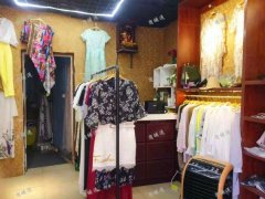 庐山南大道SOS儿童村青年公寓服装店转让，可空转