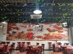 象湖景城名郡小区门口餐饮店低价急转，日营业额6000