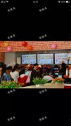 莲塘力高君御国际小区门口餐饮店转让，客流非常稳定
