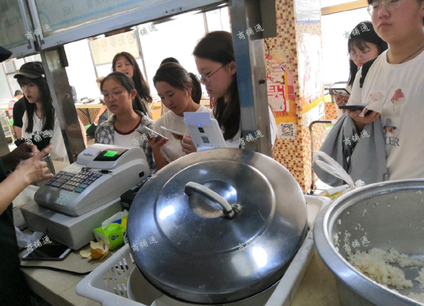 南大前湖5万人日营业额2000-3000店铺