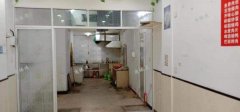 向阳路嘉业花园小区门口旺铺转让日营业2000，可空转