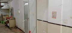 向阳路嘉业花园小区门口旺铺转让日营业2000，可空转
