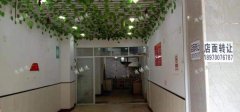 向阳路嘉业花园小区门口旺铺转让日营业2000，可空转