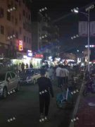 太子殿地铁口长胜大市场餐饮店转让，人流量大