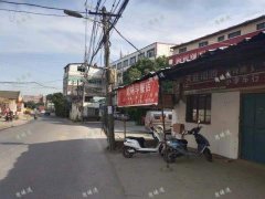 罗家集盛菲特服饰公司门口餐饮店转让，房租便宜