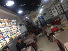 正荣大湖之都小区餐饮店低价转让，小区居民多消费能力高