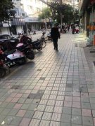 民德路十字路口旺铺转让，人流量大客源稳定，适合各行业