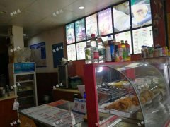 井冈山大道小区口5年老店转让，周边多所学校，公交站台