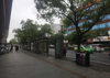 南昌大学北区校门口旺铺转租。