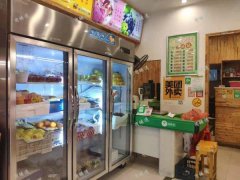 红谷滩地中海阳光小区口水果店转让，对面2个小区居民多