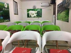 太子殿地铁站正对菜场门口旺铺转让，租金无压力，可空转