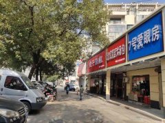 莲西路小区底商旺铺转让，斜对面农贸市场，周边全是小区