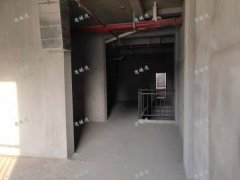 南昌市第五医院对面小区底商旺铺出租，免租期6个月