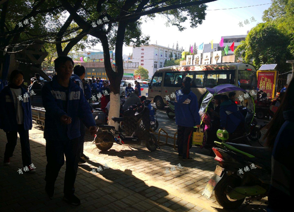 莲塘六中店面出租，无转让费