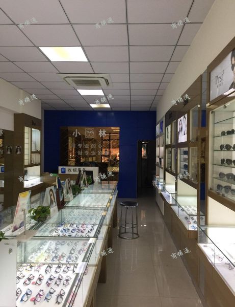 由于本人要到外地去，因此转让