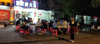 洪都里跑火烧烤夜宵店