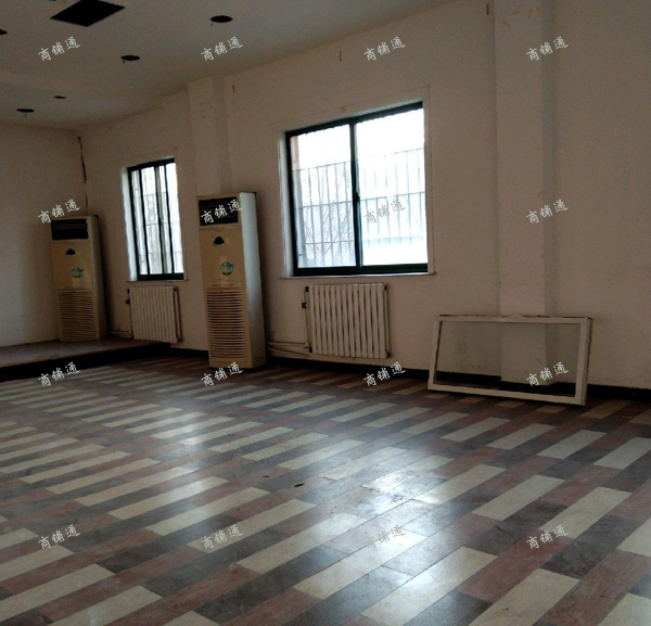 二楼出租面积大适合进行各种运作