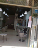 美发店诚心转让，店铺装修很好，手慢无