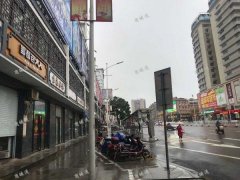 长堎公交车站旁包大人包子店转让，日营业2000
