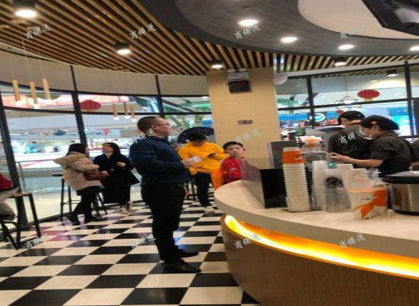 转让西湖区万达COC0都可奶茶品牌权,电话联系.送设备.