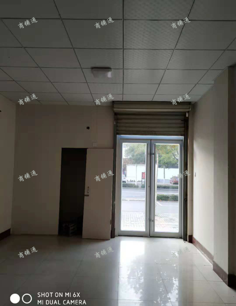 无转让费，纯租沿街商品房