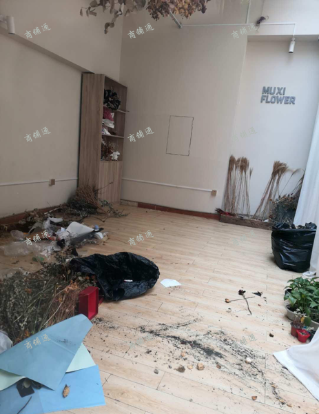 出租红谷滩新区沙井路写字楼配套(无转让费)