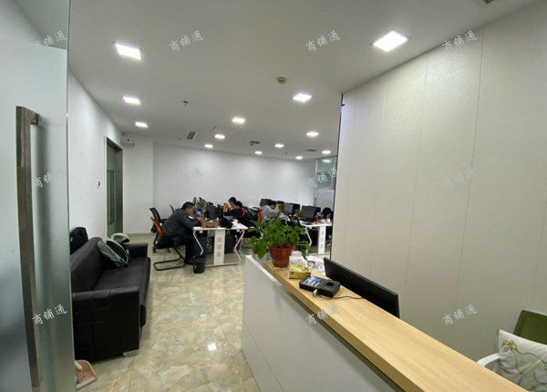 办公室配套转租，可随时看房！