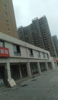 公交站旁临街店面出租。