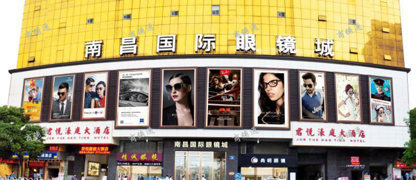 两个临街店铺140与267面积