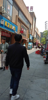 昌东绿地大门口位置，房东直租，不限定行业
