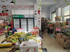 山铝西山四街沿街水果店可整转可合租，