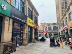 象湖江西建设职业技术学院旁奶茶店转让，人流量大