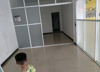 店面三间，黄金地段，人流量大。