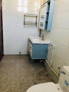 博山沿河西路沿街商铺出租，位置好精装修，繁华地段