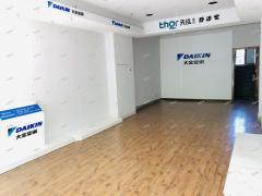 博山沿河西路沿街商铺出租，位置好精装修，繁华地段