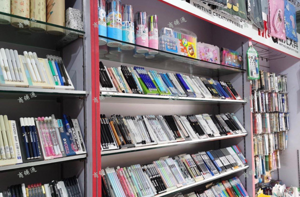 (转让) 城里大街实验中学南门对过文具店整体转让