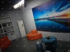 西班牙风情街门口上下两层旺铺转让，高档装修