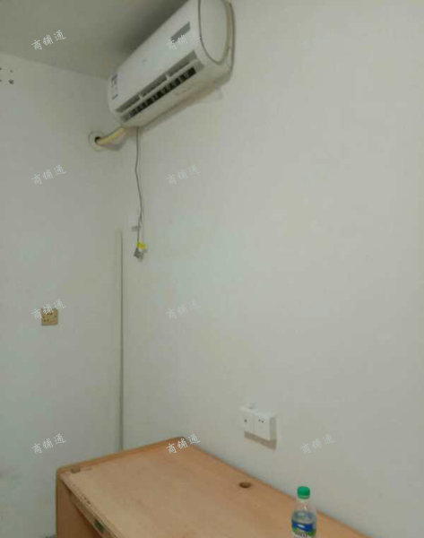 (出租) 红角洲 凤凰南大道北口 住宅底商 70平米