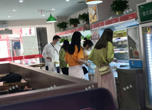 (转让) 旺铺转让，位置超好，房型方正。望有实力和眼光的老板前来咨询。