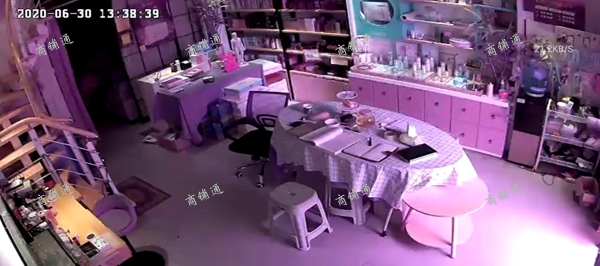 (转让) 美容院整店转，持续营业