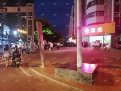 站北十字路口交界处旺铺 急转 可明火 适合各类餐饮