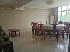 宝沣路大型餐饮店带设备整体出租